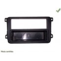 FACADE AUTORADIO VOLKSWAGEN GOLF5 2006- - NOIR