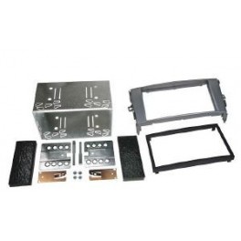 Kit integration 2 DIN TOYOTA COROLLA 2007- NOIR