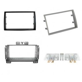 Kit integration 2 DIN HYUNDAI I20 2009-2012 Avec facade argent et noir